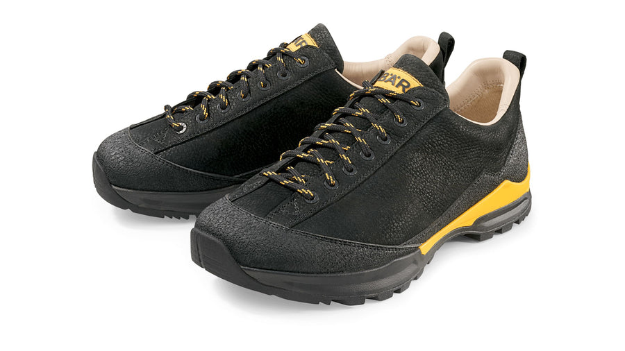 <div class="metafield-rich_text_field"><p><strong>WANDERSCHUHE DER EXTRAKLASSE:</strong></p></div>