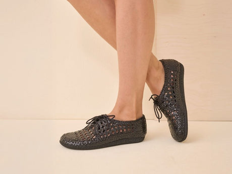 BAER OMN6 emotion 2746100_damen-schnuerschuh-berit-in-schwarz_i.jpg