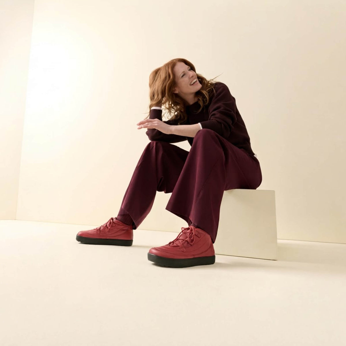 BAER OMN6 gallery 2755500_damen-stiefelette-lena-in-rot_l.jpg